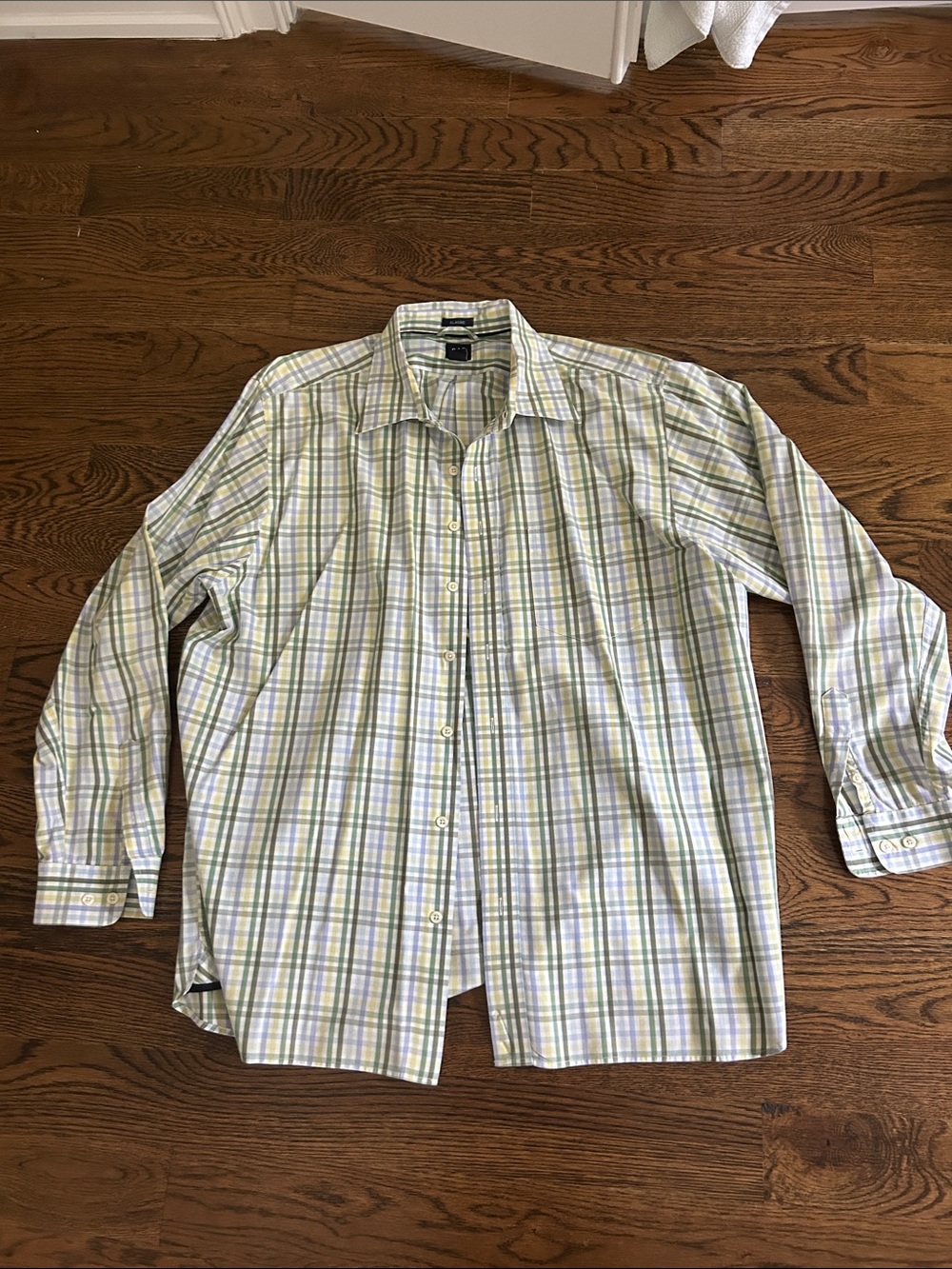 GAP Men’s Plaid Button-Down Shirt in Blue, Green & White